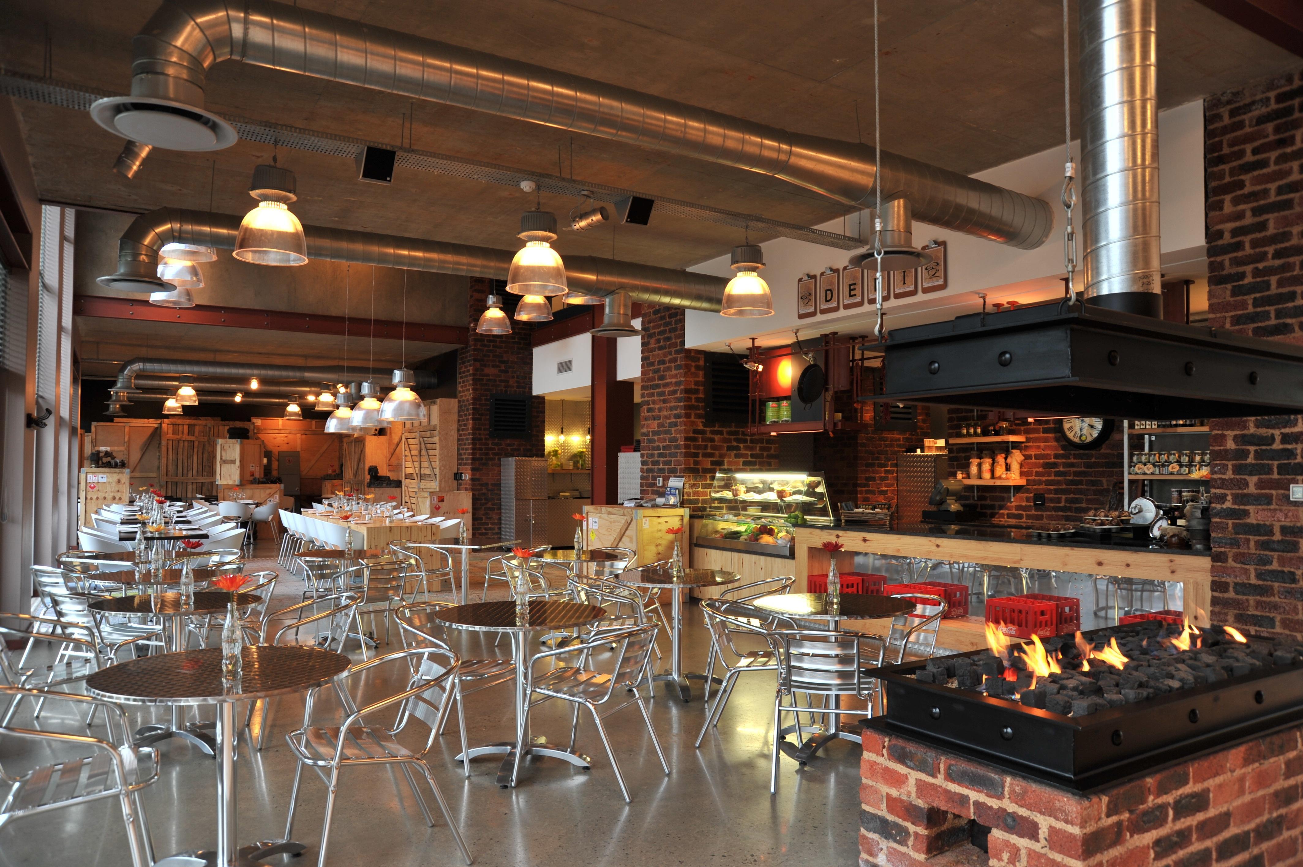 Protea Hotel By Marriott O R Tambo Airport Kempton Park Exterior photo