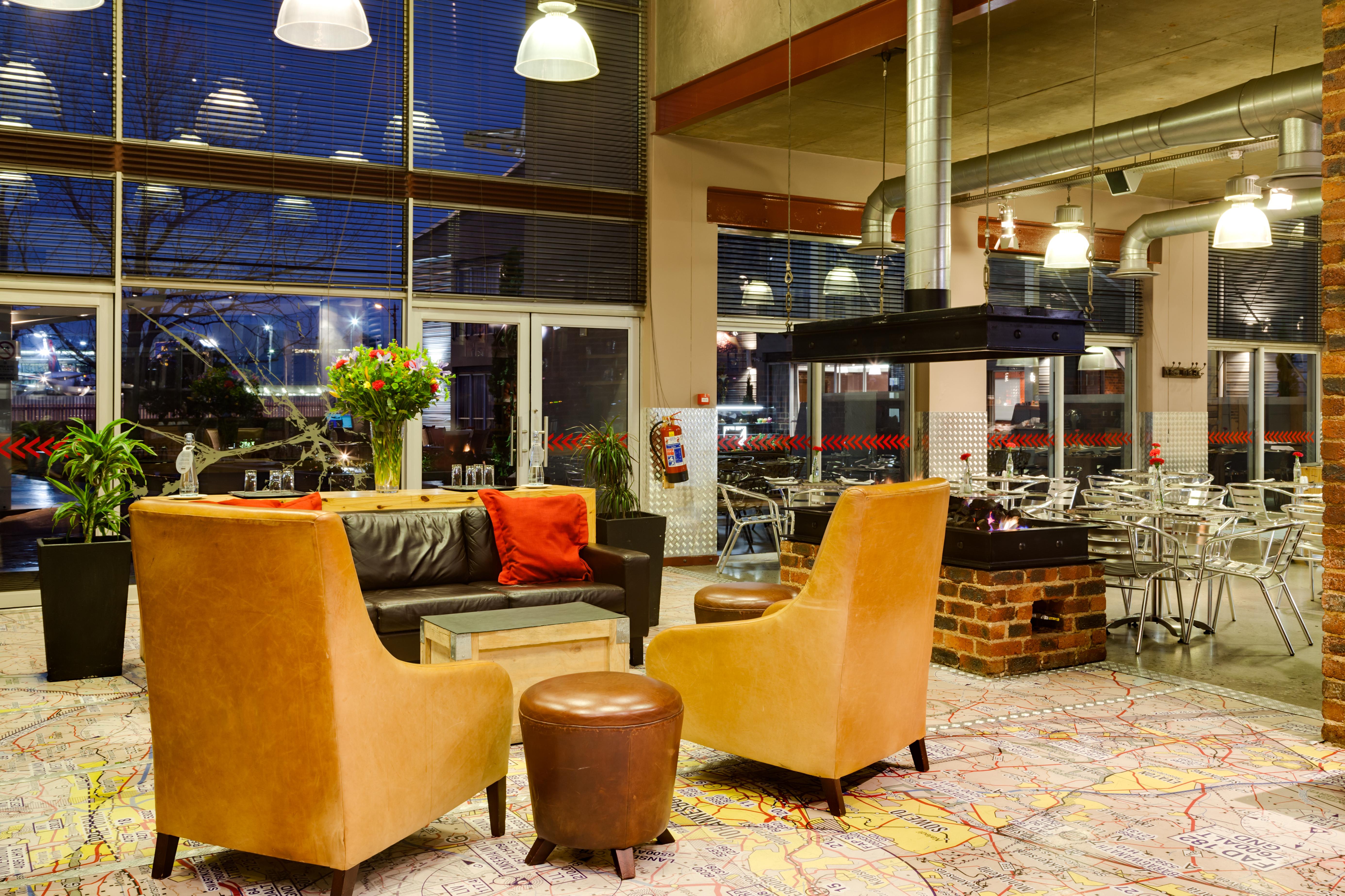 Protea Hotel By Marriott O R Tambo Airport Kempton Park Exterior photo