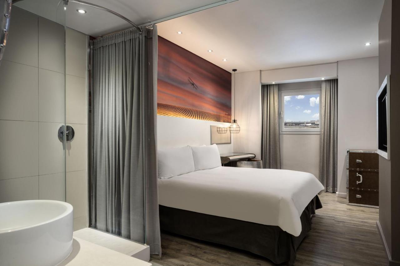 Protea Hotel By Marriott O R Tambo Airport Kempton Park Exterior photo